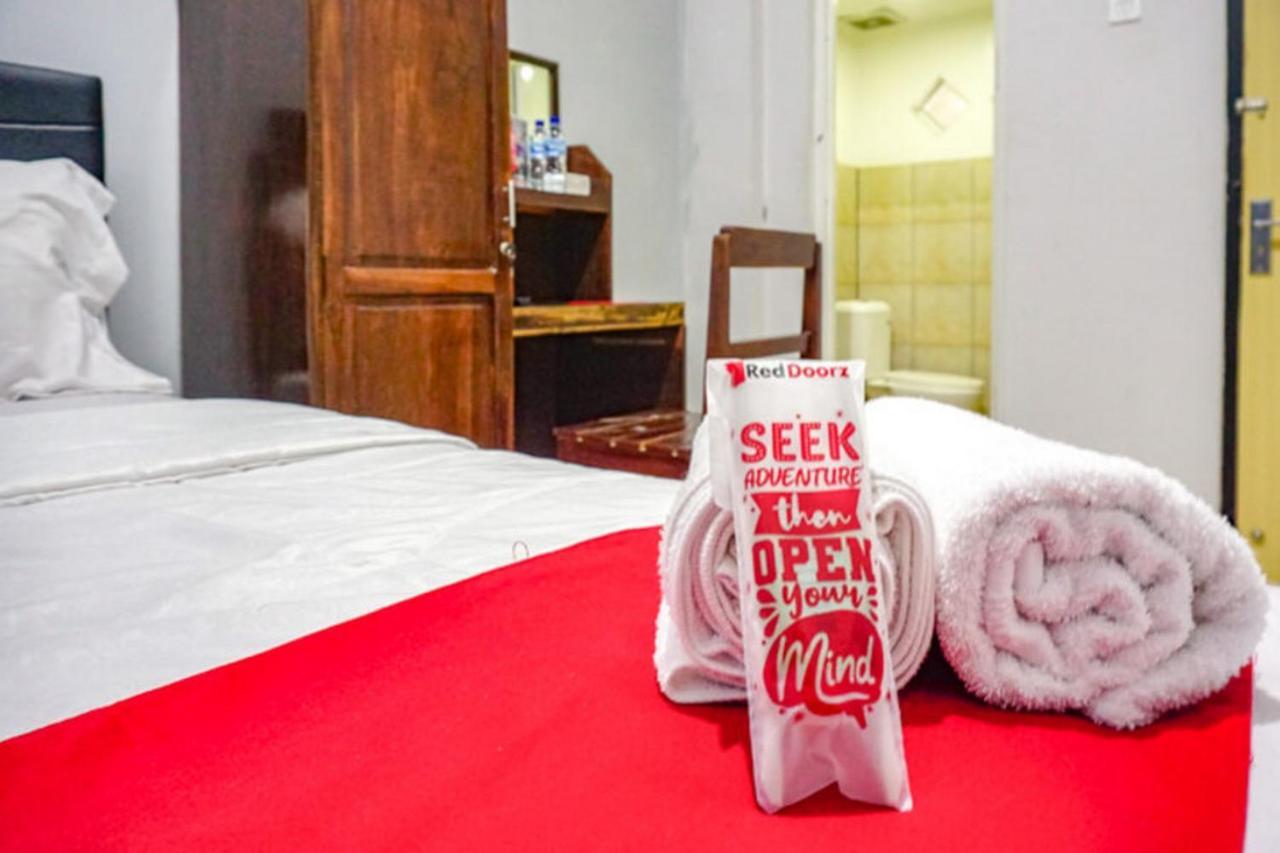Reddoorz Near Penimbangan Beach Singaraja Exterior foto