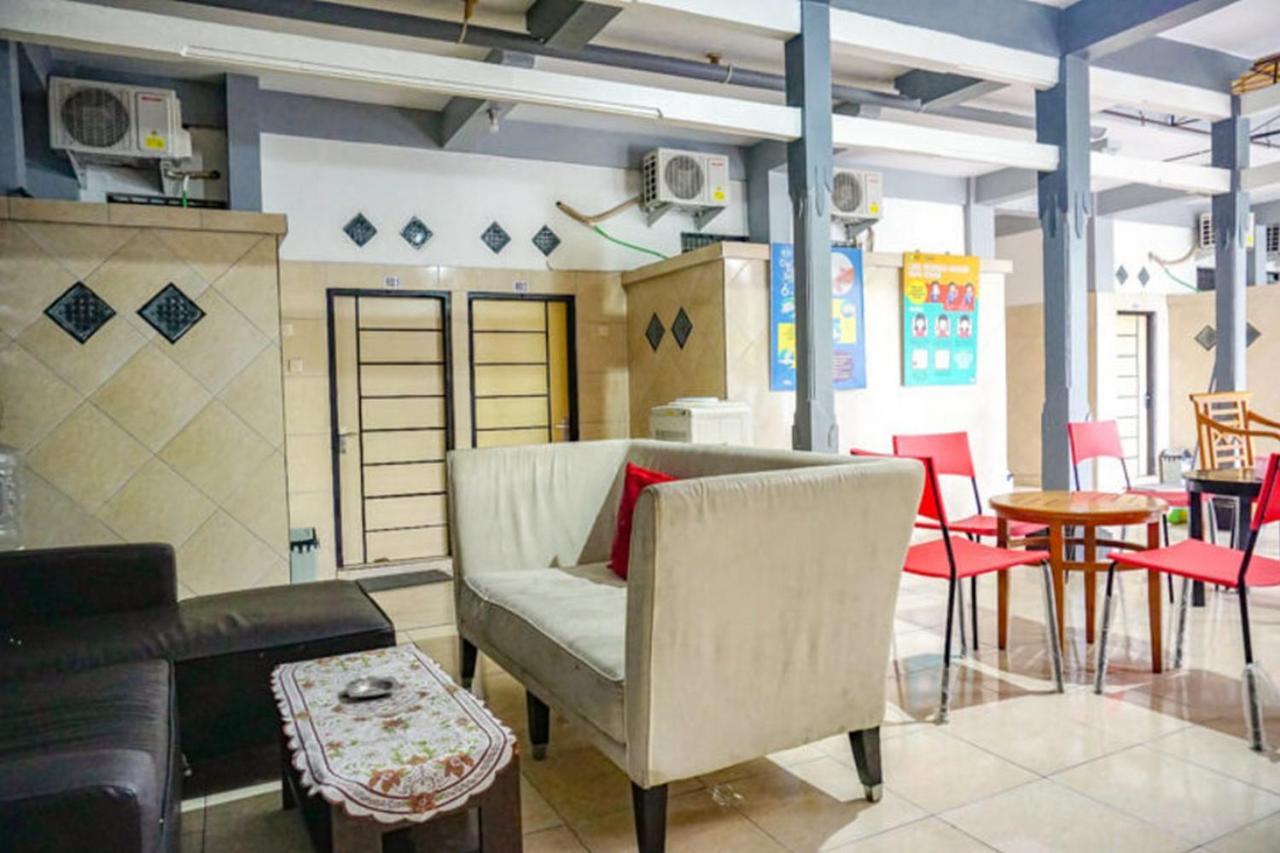 Reddoorz Near Penimbangan Beach Singaraja Exterior foto