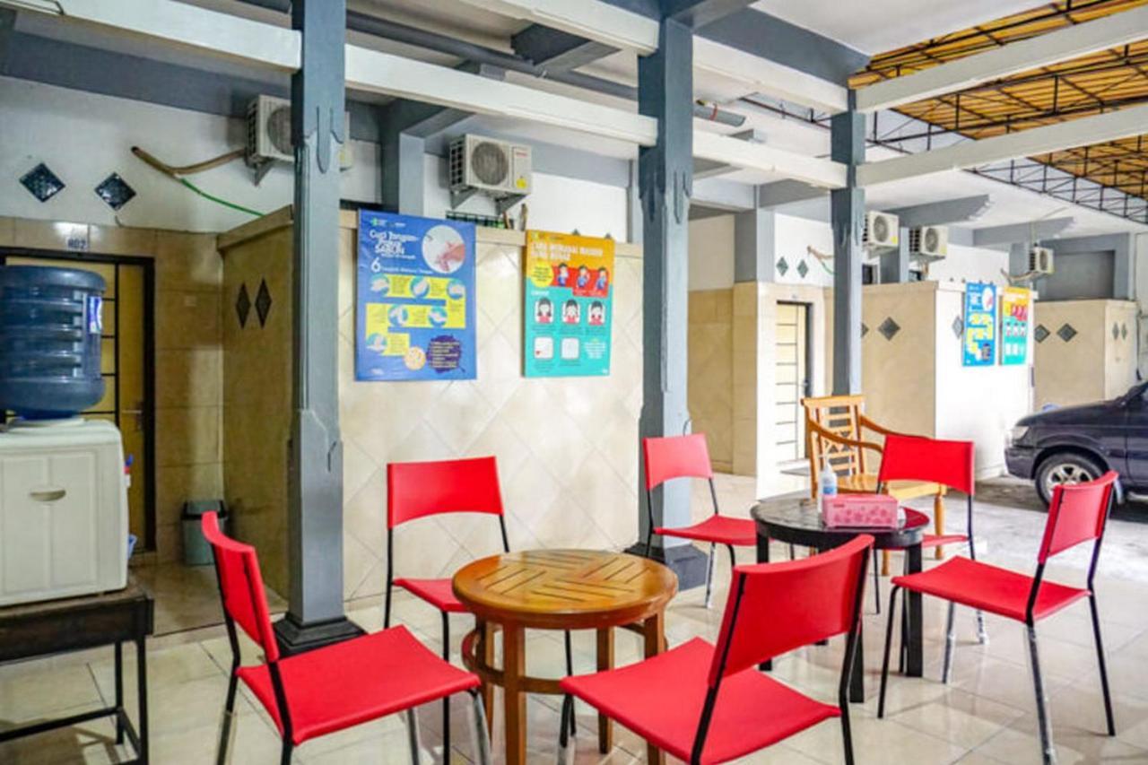 Reddoorz Near Penimbangan Beach Singaraja Exterior foto