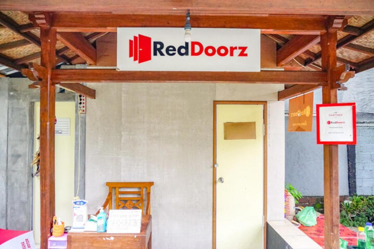 Reddoorz Near Penimbangan Beach Singaraja Exterior foto